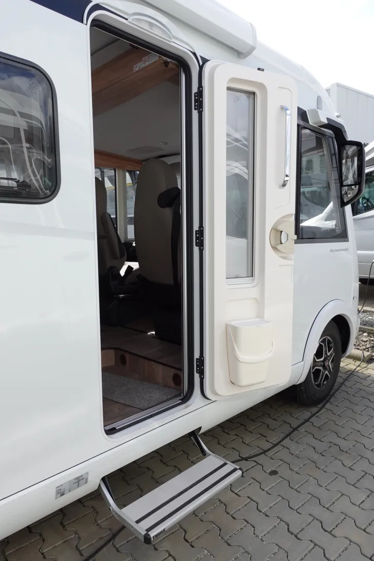 Fahrzeugbild Hymer Exsis-i Pure 580 ExsisI580 3,5t  viele Extras #7