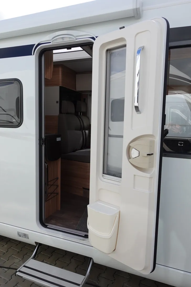 Fahrzeugbild Hymer Exsis-i Pure 580 ExsisI580 3,5t  viele Extras #8