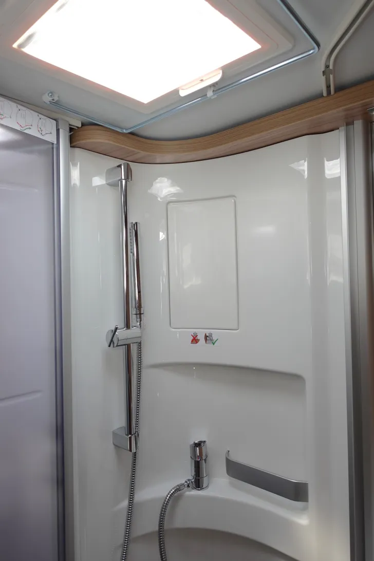 Fahrzeugbild Hymer Exsis-i Pure 580 ExsisI580 3,5t  viele Extras #18