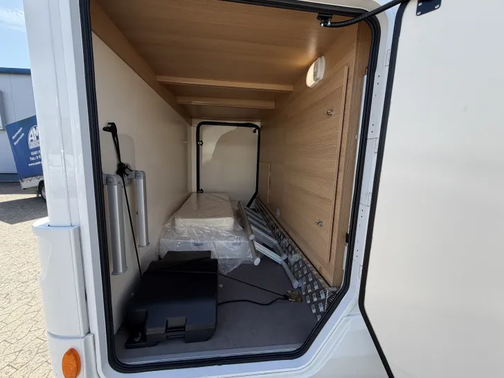 Fahrzeugbild Forster T 659 EB, Dachklima, SAT, TV, Markise, Radträger #15
