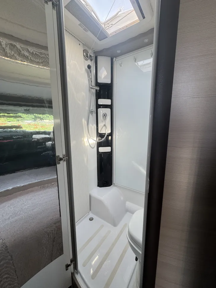 Fahrzeugbild Hobby Optima De Luxe T65 GE #13