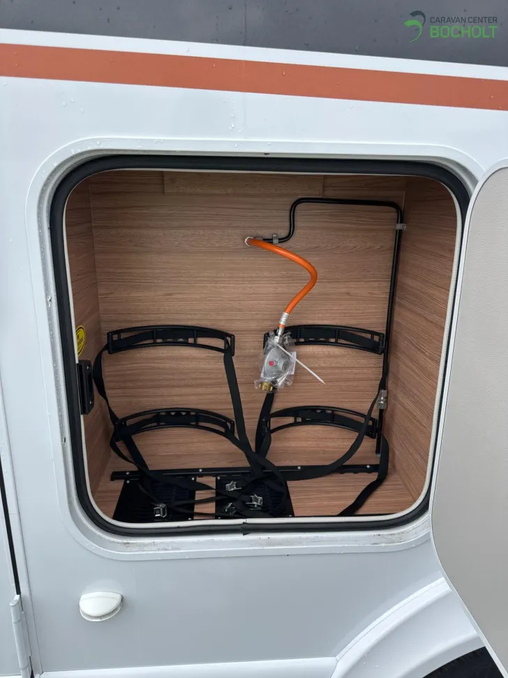 Fahrzeugbild Weinsberg CaraCompact MB 640 MEG EDITION PEPPER Distronic / LTE / TV #15