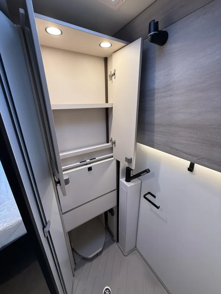 Fahrzeugbild Bürstner Habiton HM 6.0 #13