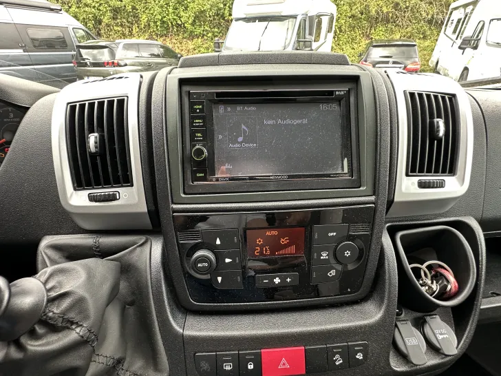 Fahrzeugbild Pössl D-Line 2Win Plus top gepflegt #14