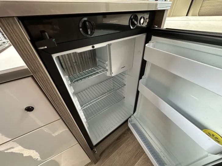 Fahrzeugbild Pössl D-Line 2Win Plus top gepflegt #36