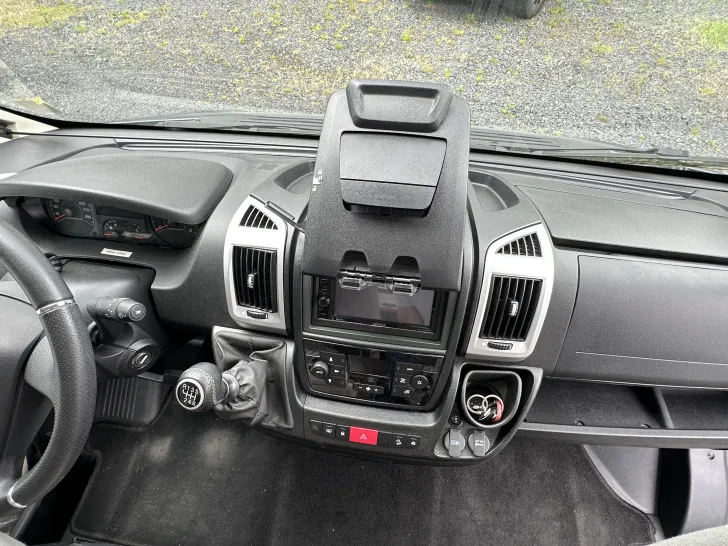 Fahrzeugbild Pössl D-Line 2Win Plus top gepflegt #37