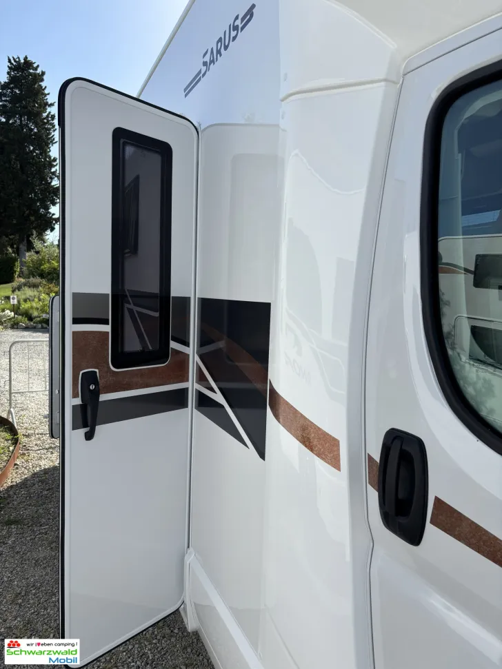 Fahrzeugbild Rimor SARUS 96 MJ 27 160 PS  Vorfracht #4