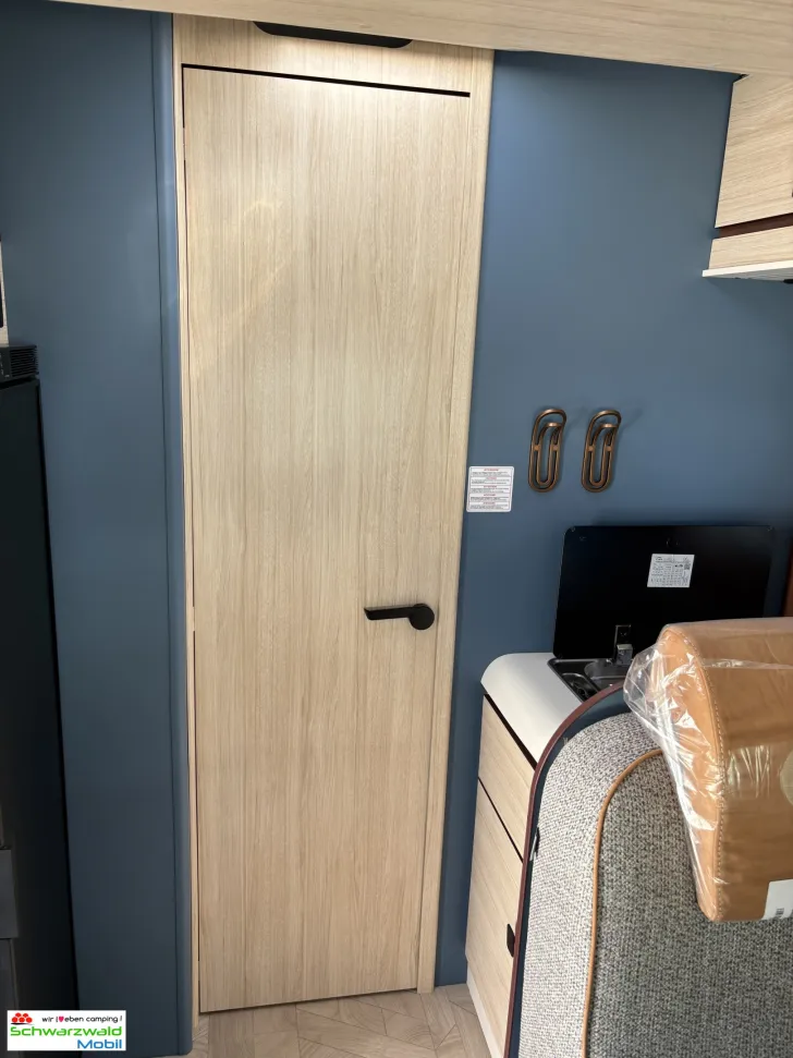 Fahrzeugbild Rimor SARUS 96 MJ 27 160 PS  Vorfracht #9