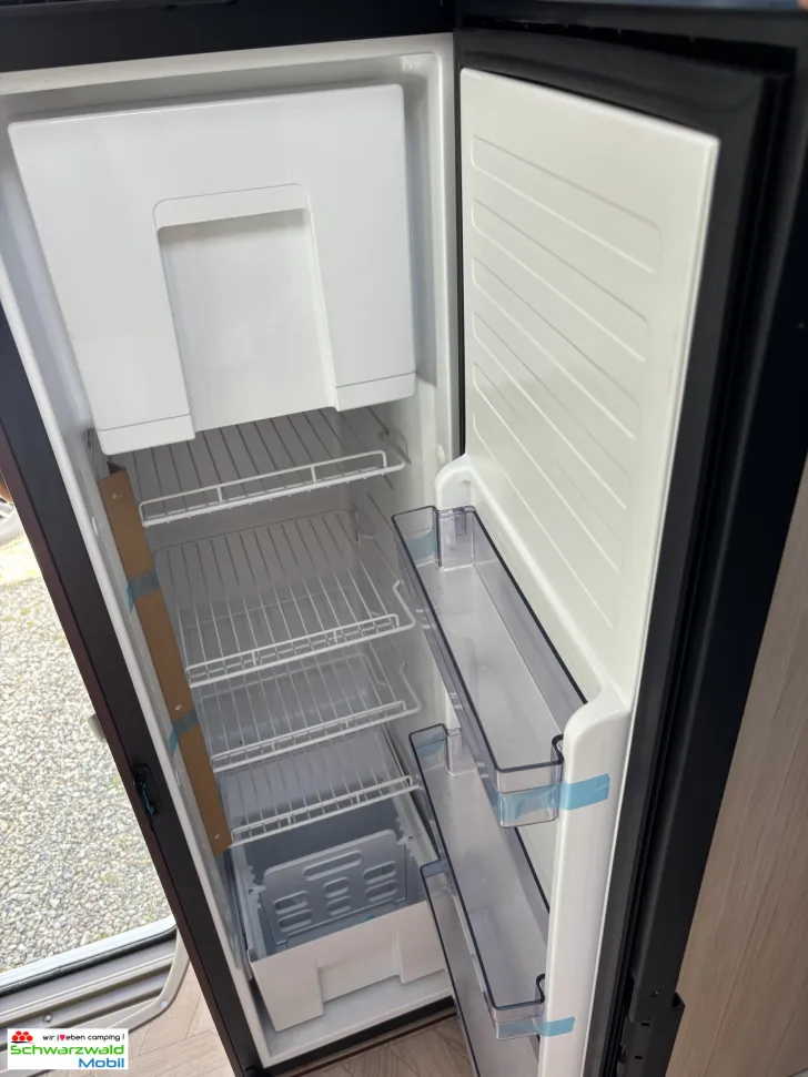 Fahrzeugbild Rimor SARUS 96 MJ 27 160 PS  Vorfracht #15