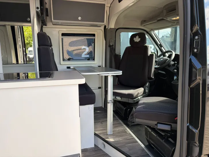 Fahrzeugbild Ahorn Camp Van 620 Black Edition #14