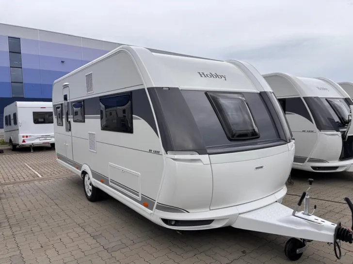 Fahrzeugbild Hobby De Luxe 495 UL #1