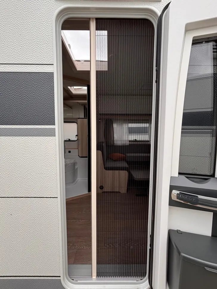 Fahrzeugbild Hobby De Luxe 460 SL #7