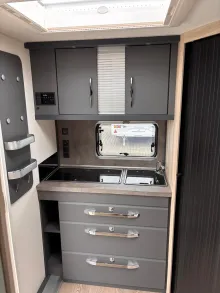 Fahrzeugbild Hobby De Luxe 460 SL #8