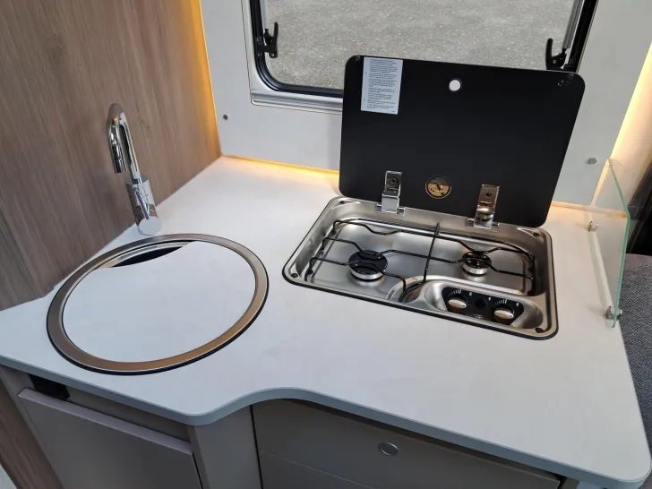 Fahrzeugbild Carado T 459 Pro+, Automatik, Solar, TV, LTE, 3. Bett #12