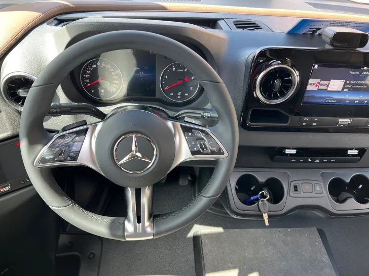 Fahrzeugbild Carthago chic c-line I 4.9 LE L Mercedes (355) #11