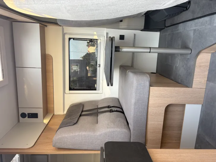 Fahrzeugbild Joa Camp Kastenwagen Wie neu #2