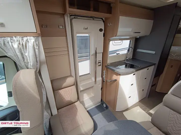 Fahrzeugbild Carthago C1-tourer T 143 KB LE comfort #7