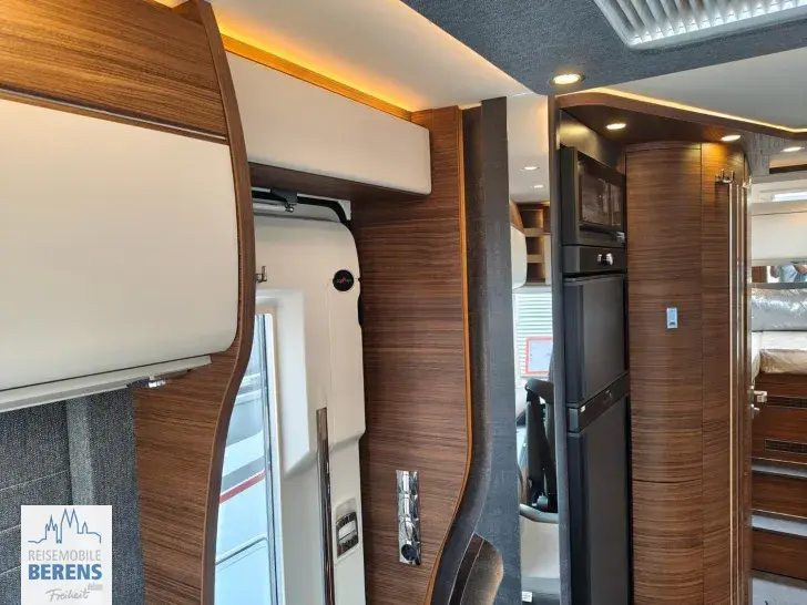 Fahrzeugbild Carthago chic c-line I 4.9 LE Mercedes #7