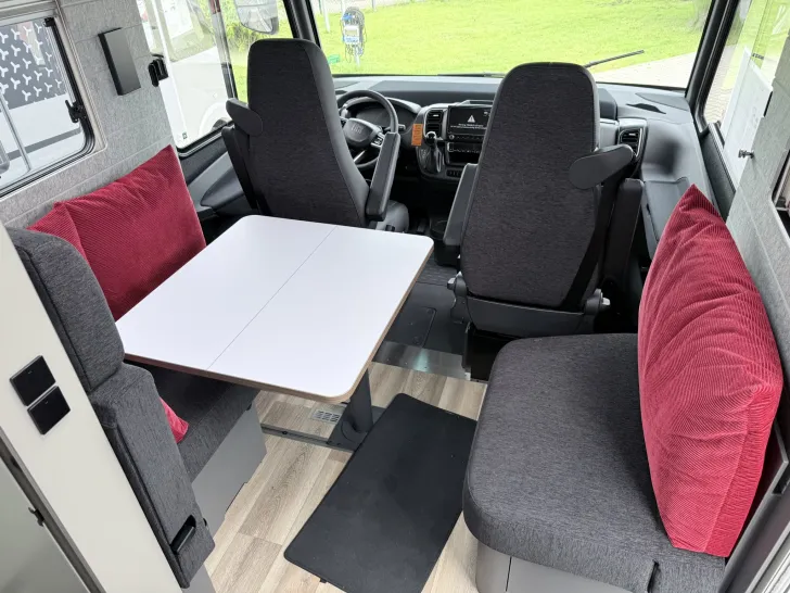 Fahrzeugbild Niesmann + Bischoff iSMOVE 6.9 E sofort verfügbar! #12