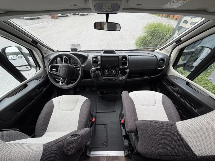 Fahrzeugbild Weinsberg CaraSuite 650 MF #11
