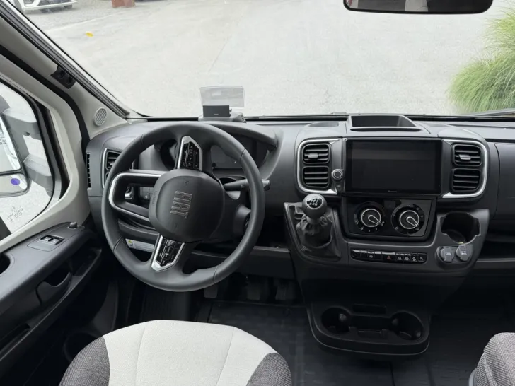 Fahrzeugbild Weinsberg CaraSuite 650 MF #12