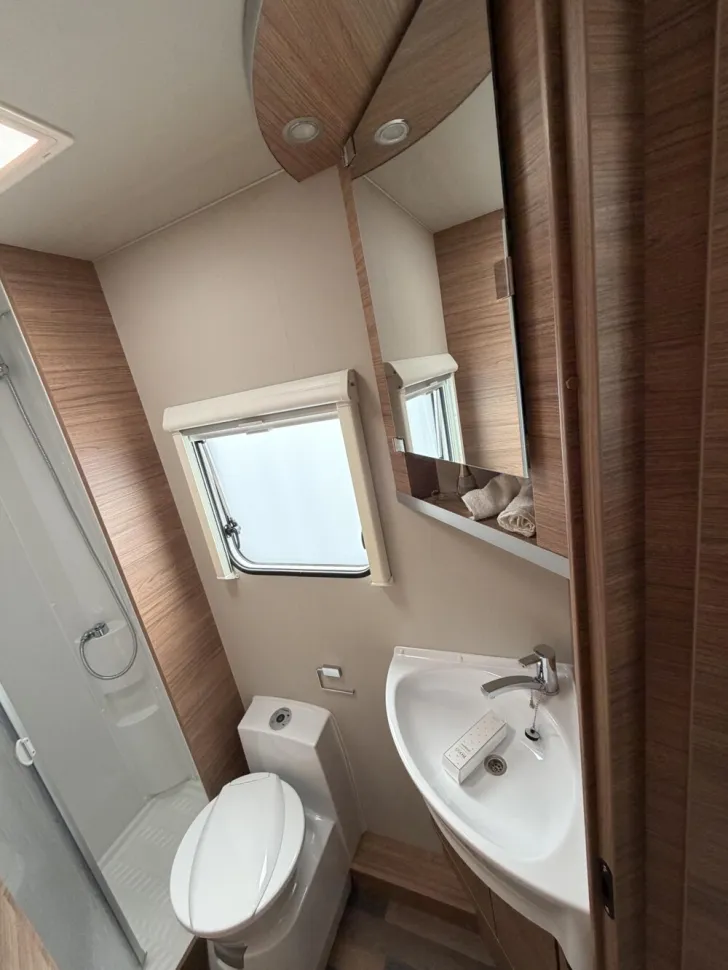 Fahrzeugbild Weinsberg CaraSuite 650 MF #29