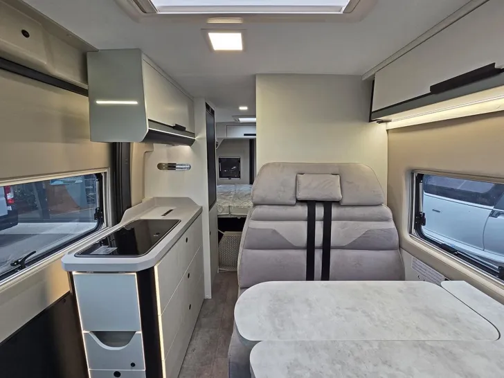 Fahrzeugbild Karmann Mobil Davis Lifestyle DA 590 LS CONCEPT*AUTOMATIK* #6