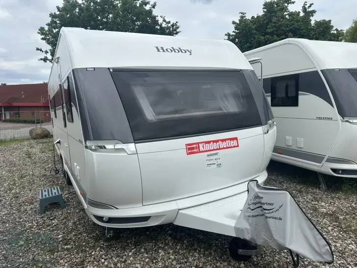 Fahrzeugbild Hobby Prestige 720 KWFU #1