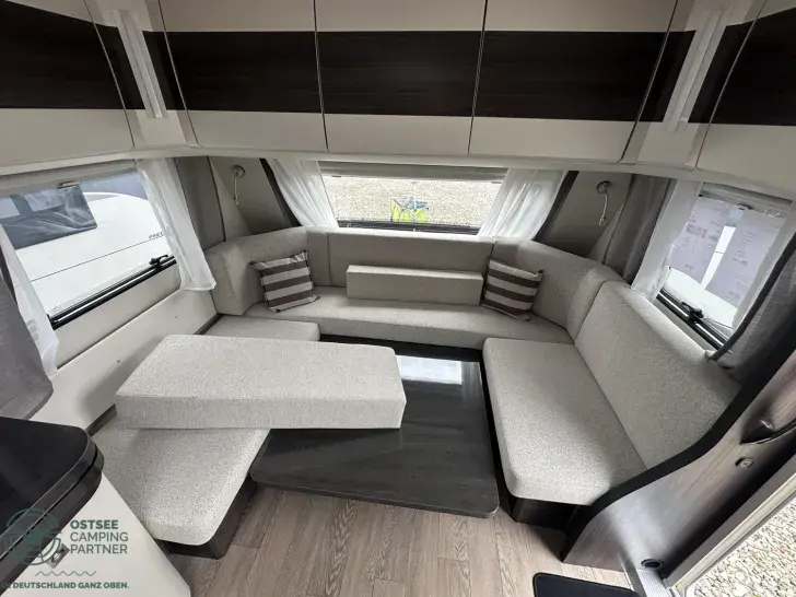 Fahrzeugbild Hobby Prestige 720 KWFU #24