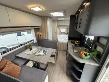 Fahrzeugbild Hobby De Luxe 540 KMFe #8