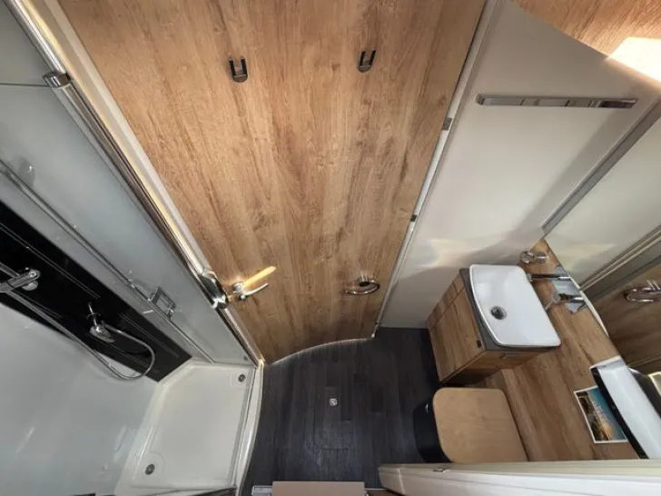 Fahrzeugbild Frankia F-Line A 740 Plus Luxusreisemobil für Paare #17