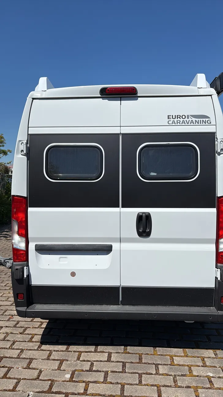 Frontal Hinten VanTourer 600 D GO! Sofort verfügbar