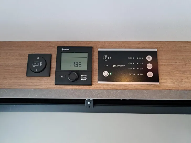 Fahrzeugbild Dethleffs Globetrail Classic 600 DK Fiat Markise, TV, AHK #15