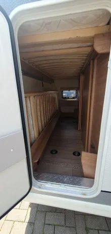 Fahrzeugbild Hobby De Luxe 560 KMFe Nr. 35 - Etagenb., franz. Bett #44