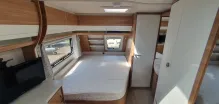 Fahrzeugbild Hobby De Luxe 560 KMFe Nr. 35 - Etagenb., franz. Bett #22