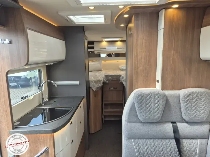 Fahrzeugbild Carthago C2-tourer I 141 KB-LE comfort 4.2t MB-Listenpreis: 161.765€ #9