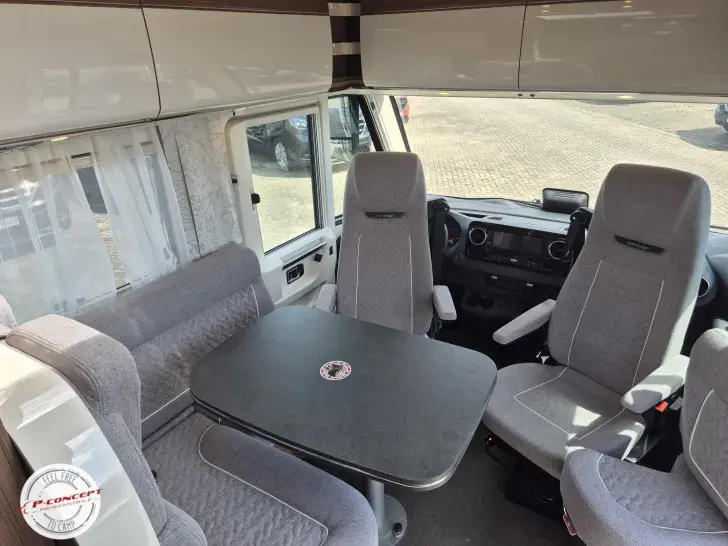 Fahrzeugbild Carthago C2-tourer I 141 KB-LE comfort 4.2t MB-Listenpreis: 161.765€ #17