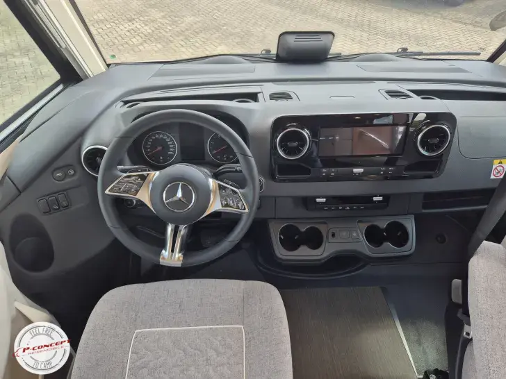 Fahrzeugbild Carthago C2-tourer I 141 KB-LE comfort 4.2t MB-Listenpreis: 161.765€ #21