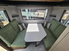 Fahrzeugbild Hymer Eriba Eriba Novaline 470 1.600kg, Elegance, Combi 4E #6