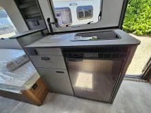 Fahrzeugbild Hymer Eriba Eriba Novaline 470 1.600kg, Elegance, Combi 4E #7
