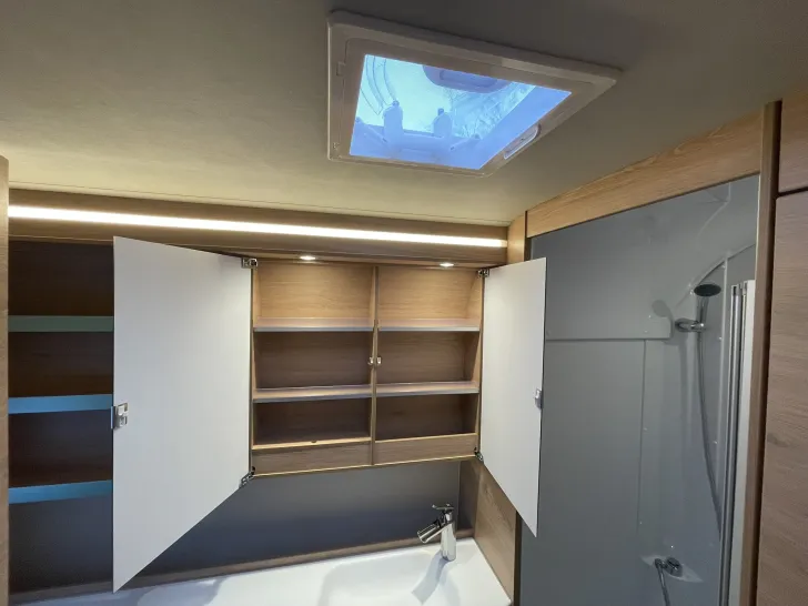 Fahrzeugbild Knaus SÜDWIND 650 PXB BLACK SEL. MJ2026 #32