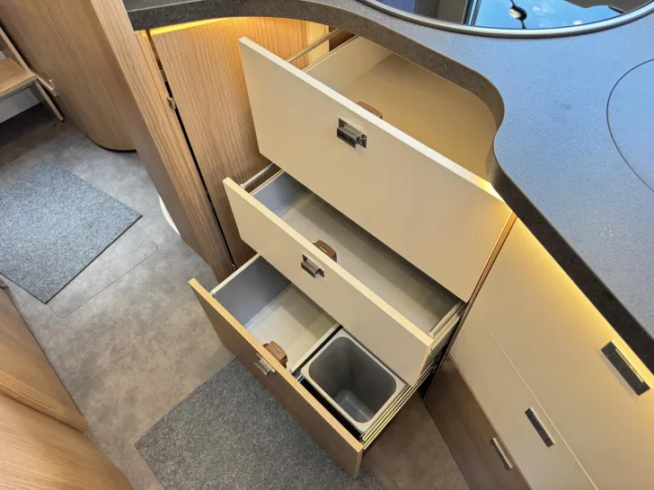 Fahrzeugbild Malibu I Edition+ 490 RB LE comfort Mercedes #18