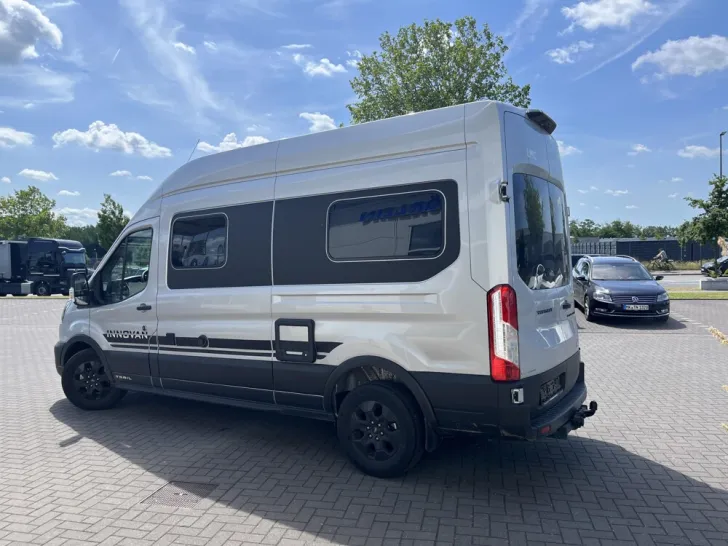 Fahrzeugbild LMC Innovan Ford 592 #2