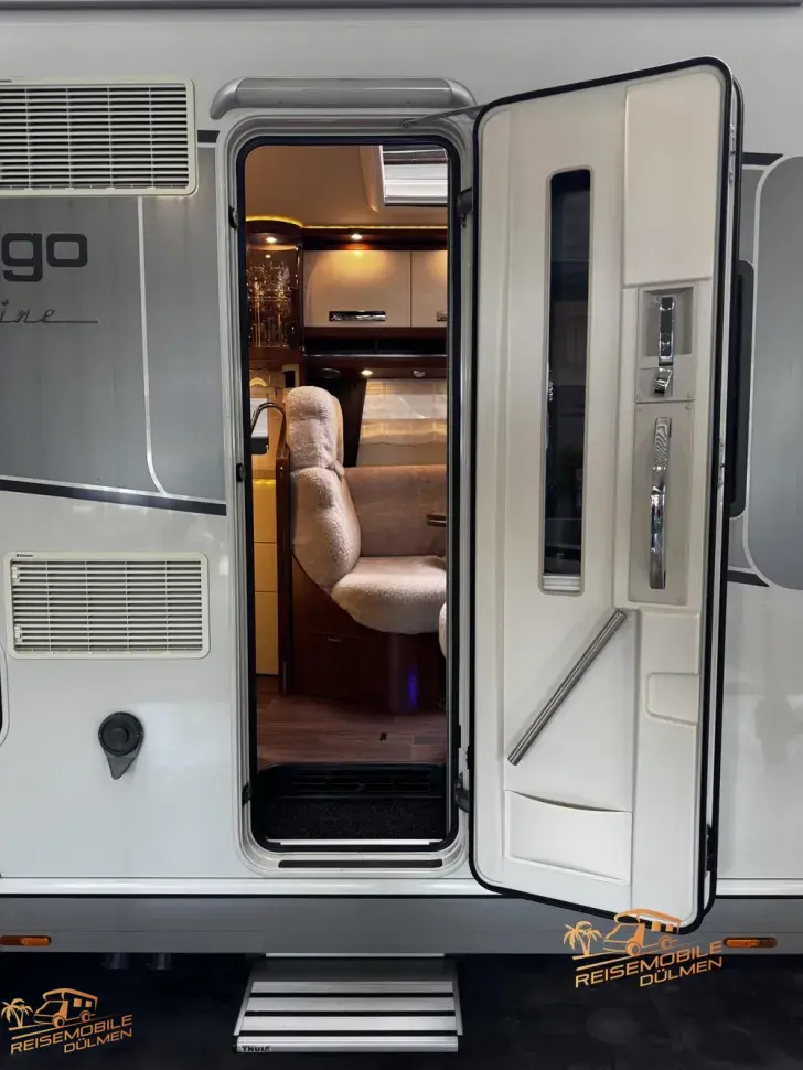 Fahrzeugbild Carthago chic e-line I 51 QB Hubstützen SAT TV #9