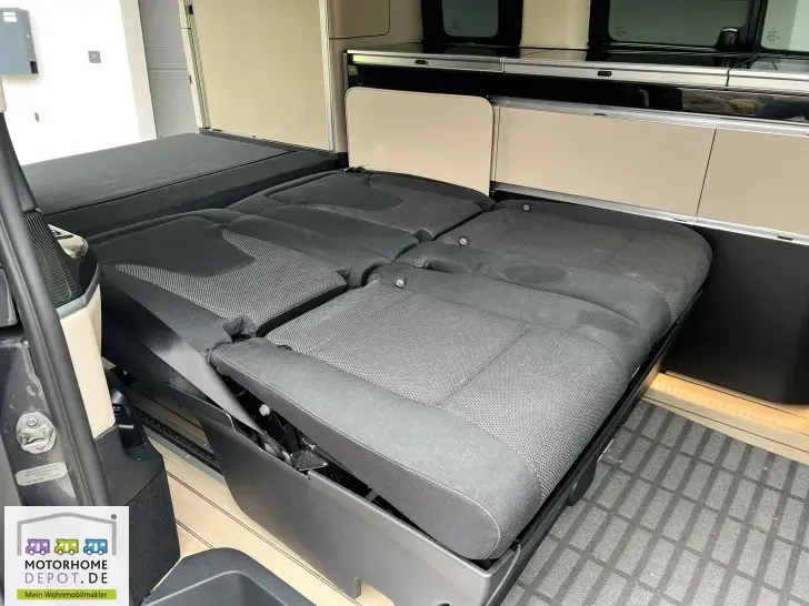 Fahrzeugbild Mercedes-Benz Marco Polo EDITION V 250 d Automatik (W447) Aufstelldach neu, 8-fach ber. #8