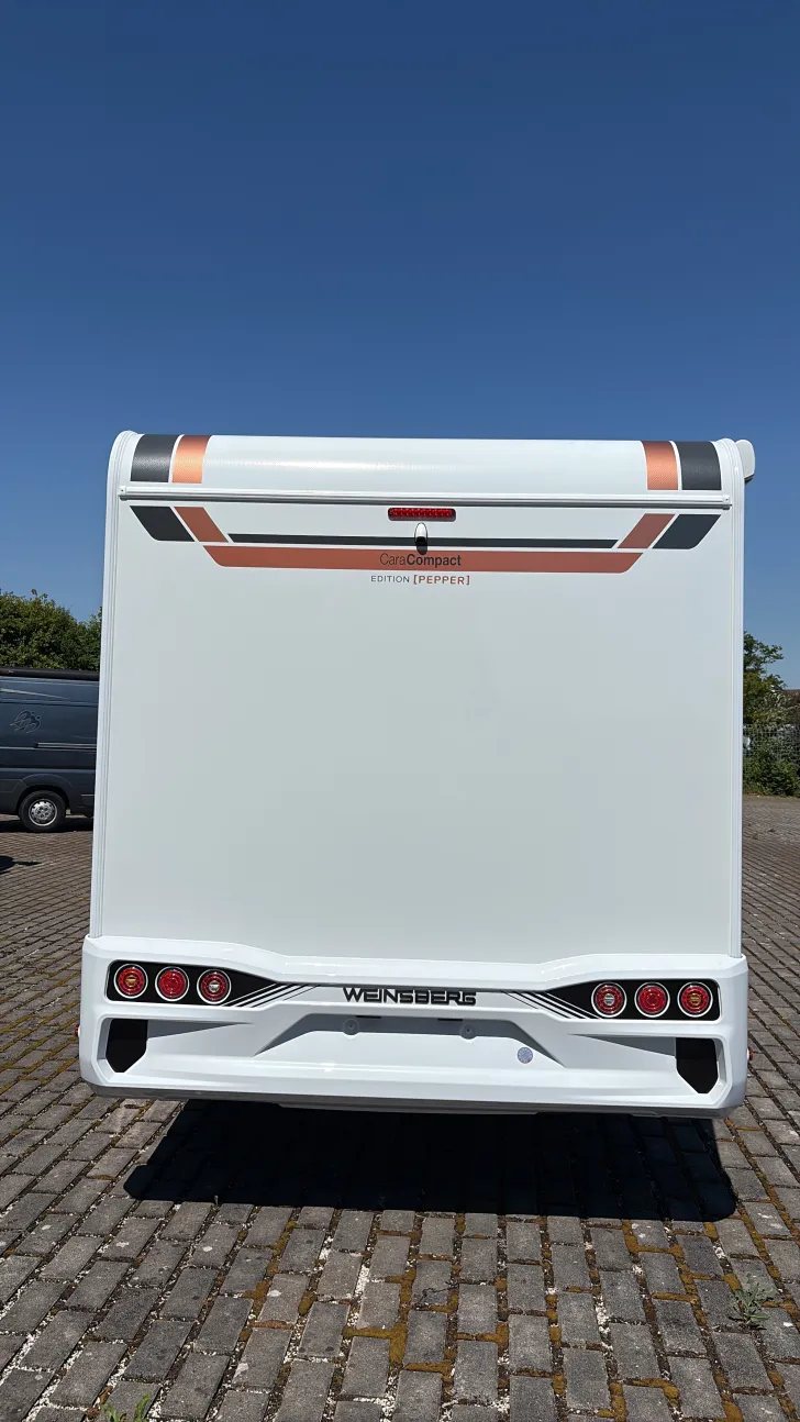 Frontal Hinten Weinsberg CaraCompact EDITION PEPPER 600 MEG Sofort verfügbar/ Automatik