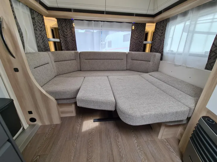 Fahrzeugbild Hobby De Luxe 495 UL *Fußbodenheiz.*ETS*Mover*Vorzelt* #14