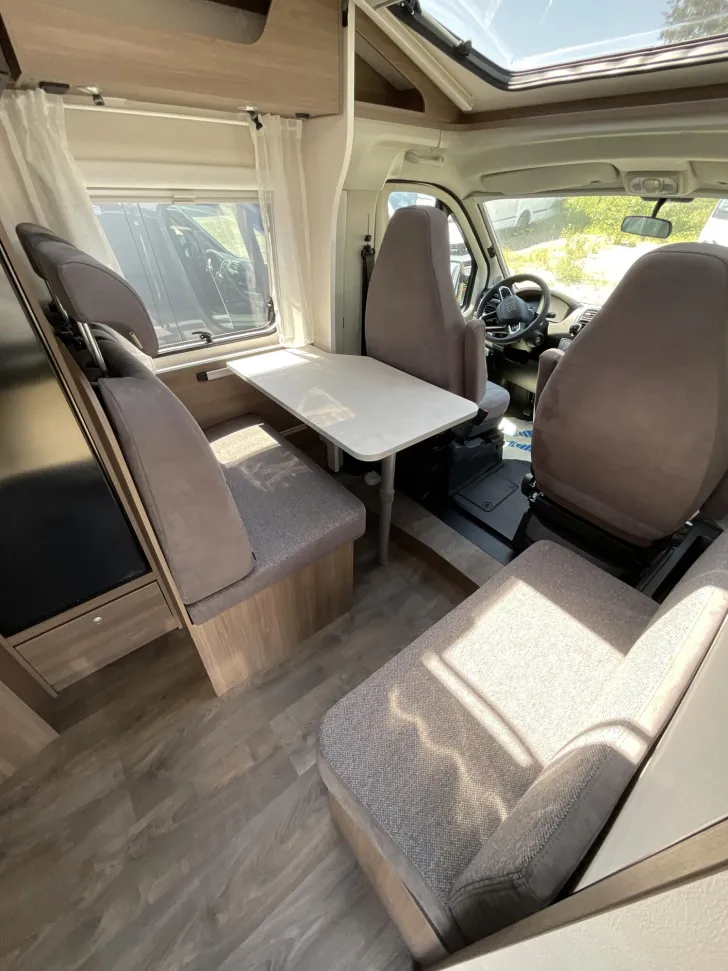 Fahrzeugbild Carado V 347 Clever Lift Bett #7