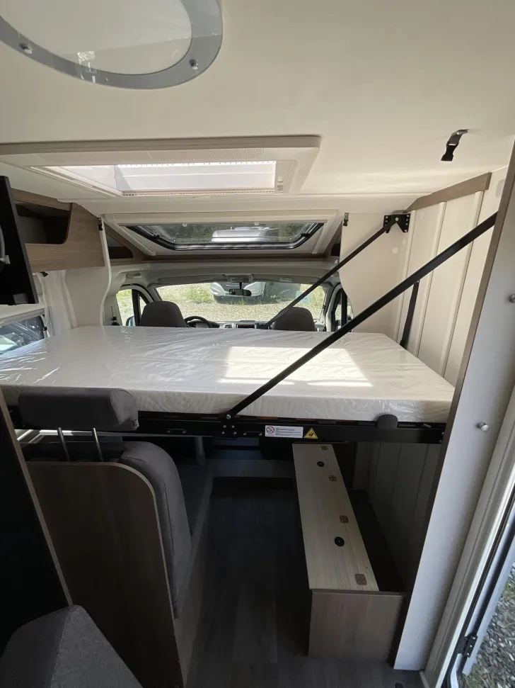 Fahrzeugbild Carado V 347 Clever Lift Bett #9
