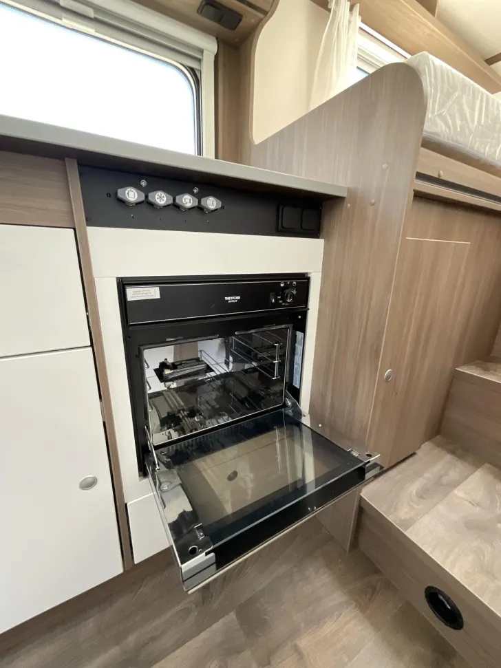 Fahrzeugbild Carado V 347 Clever Lift Bett #10